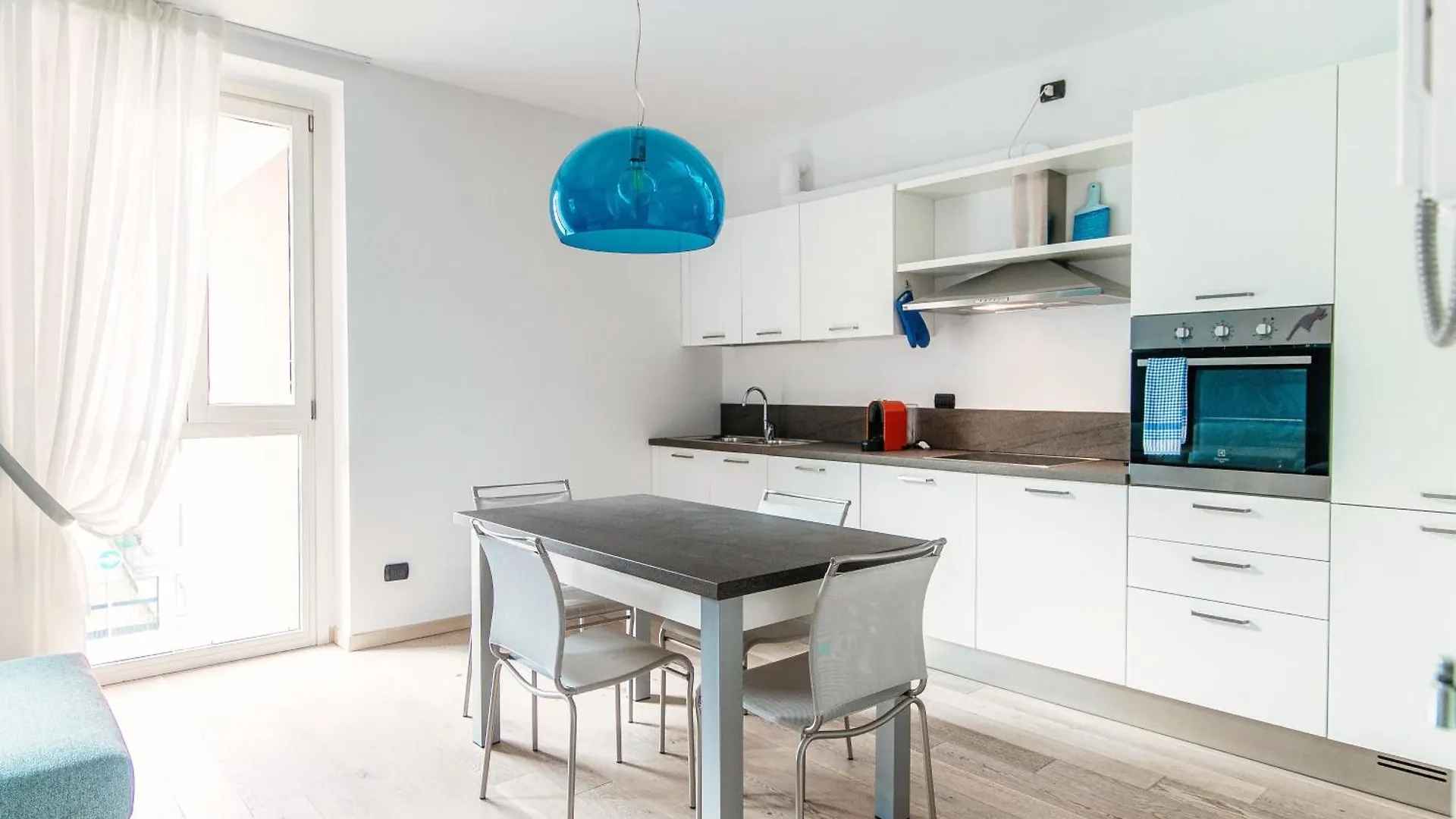 Апартаменты My Home At The Como Lake - Private Parking Италия